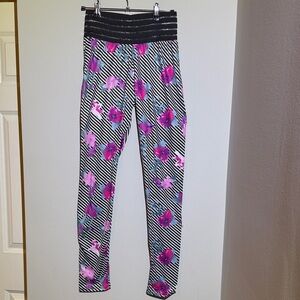 Women's Floral Striped Leggings -NWOT